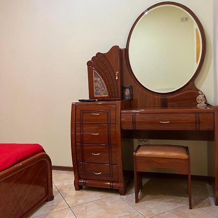 Aurora Boutique-Studio Premium Bed & Breakfast Bukares Bagian luar foto